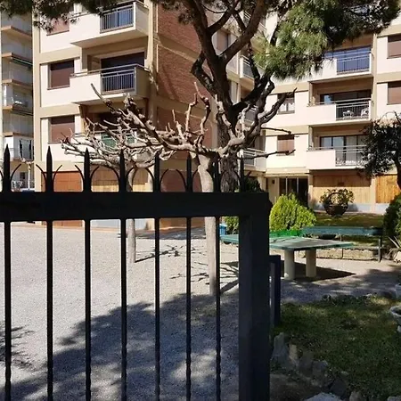 Apartamento Junto Al Mar Con Jardin Comunitario Y Parking Apartment